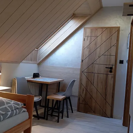 בית אירוח Zacisze Rozalin (Pruszkow)